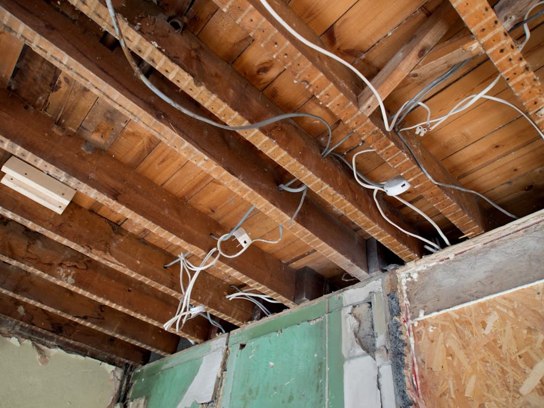 How Much Does It Cost to Replace a Home's Electrical Installation?