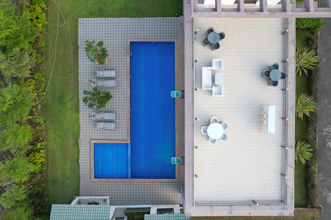 How Much Does It Cost to Maintain a Pool?